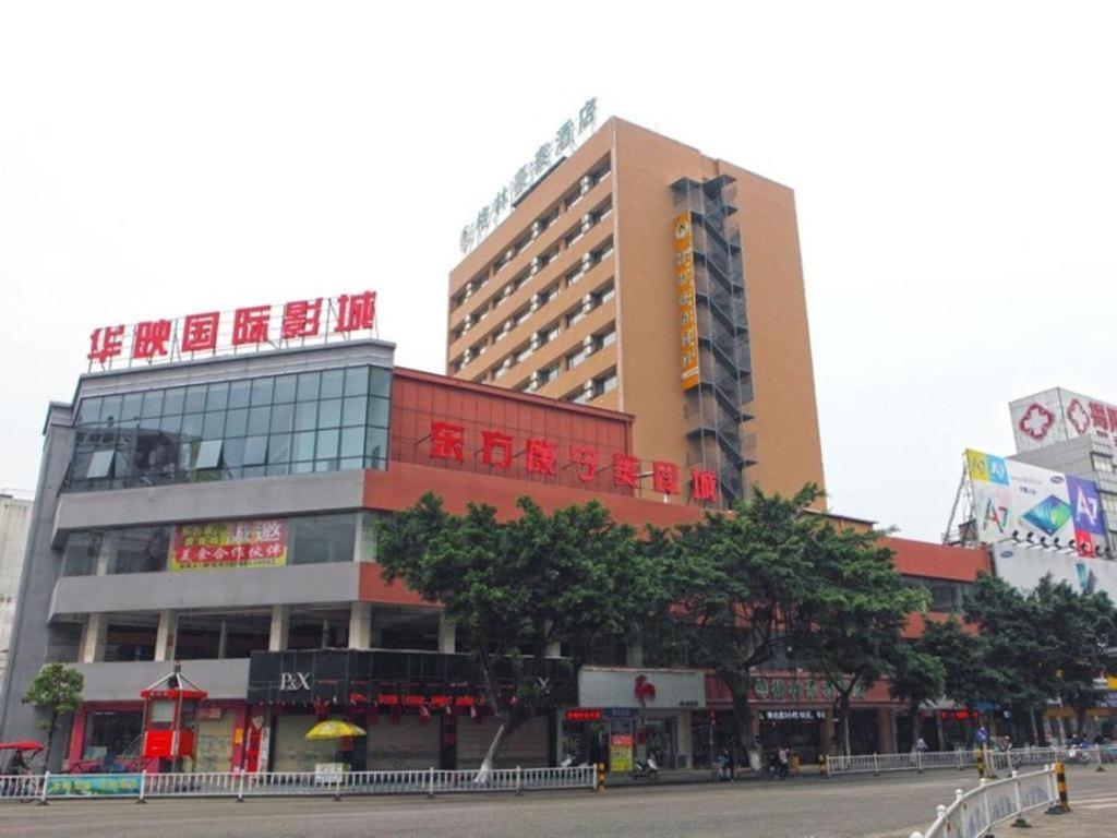 Greentree Inn Guangdong Jieyang Bus Terminal Station Ronghua Avenue Business Hotel מראה חיצוני תמונה